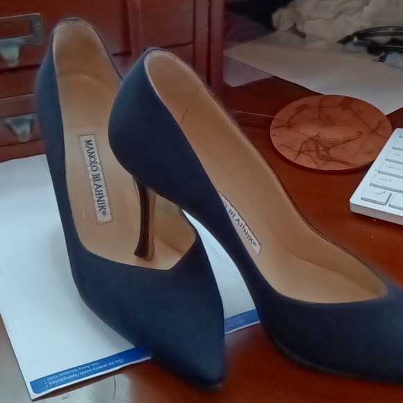 Manolo Blahnik Shoes - #31 Manolo Blahnik pumps
